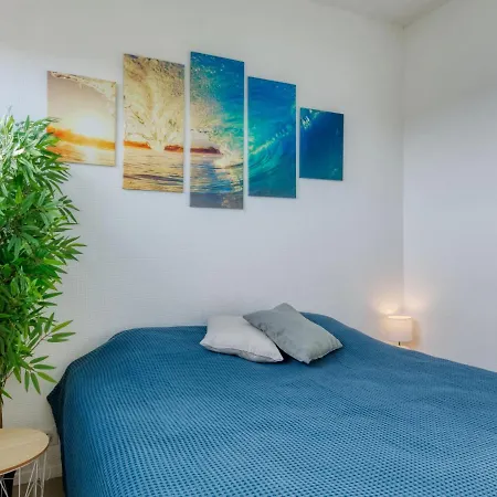 Les Oceanides-19 By Interhome *