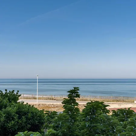 شقة Les Oceanides-19 By Interhome لاكانو